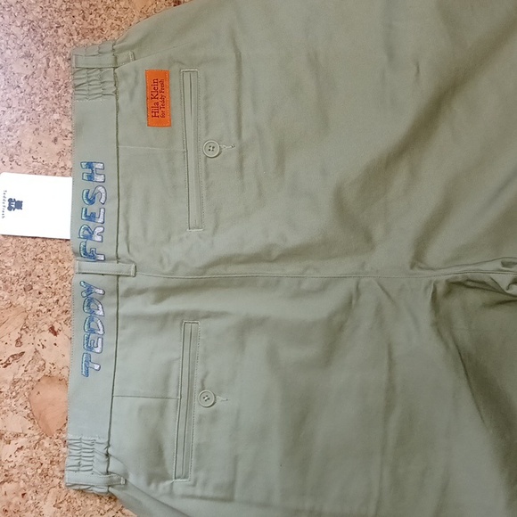 Teddy Fresh Relaxed Fit Embroidered Khaki Pants Size 32 NWT - Picture 8 of 11